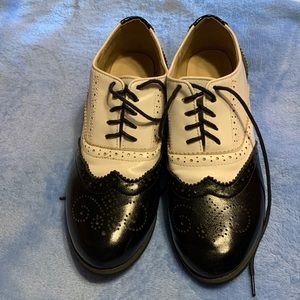 Vintage Oxford shoes